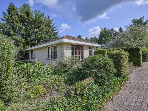 Außenseite Ferienhaus [Sommer]