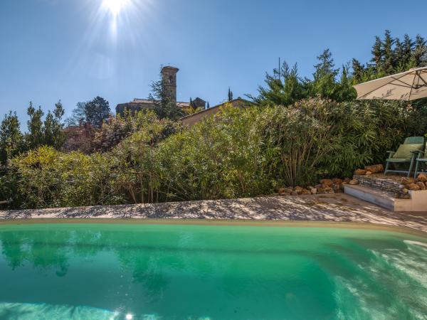 Piscine maison de vacances