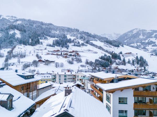 Außenseite Ferienhaus [Winter]