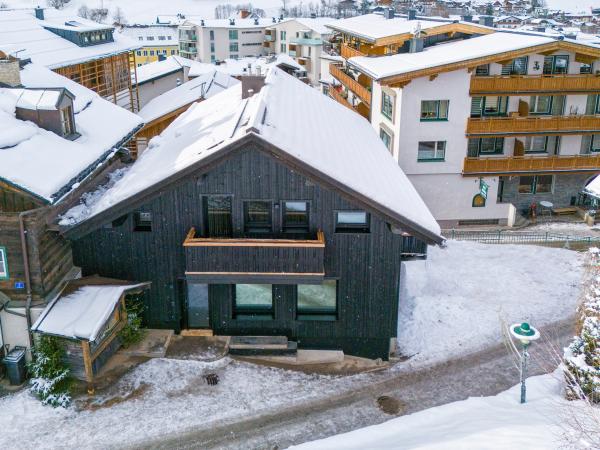 Außenseite Ferienhaus [Winter]