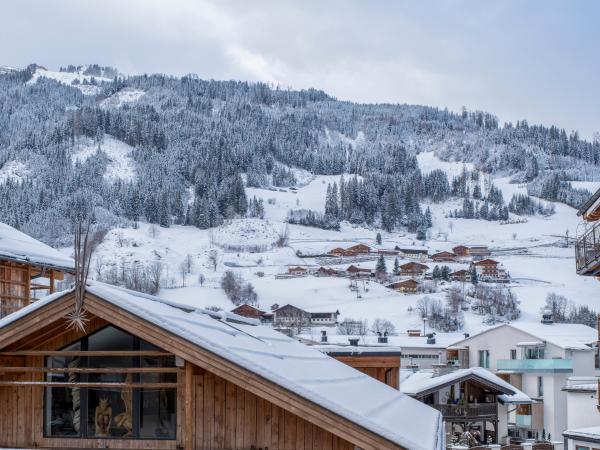 Außenseite Ferienhaus [Winter]