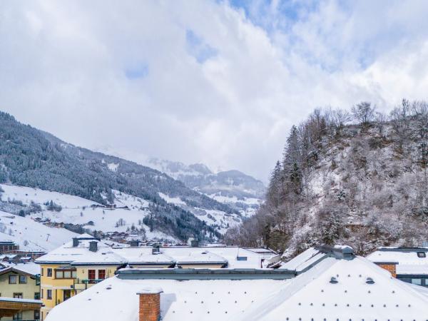 Außenseite Ferienhaus [Winter]