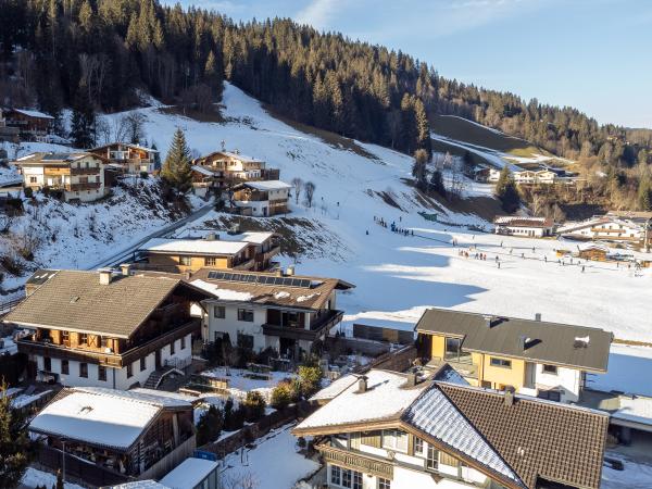 Außenseite Ferienhaus [Winter]