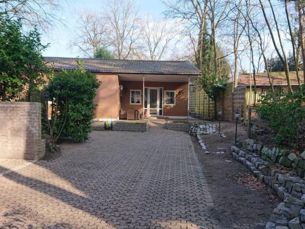 Außenseite Ferienhaus [Sommer]