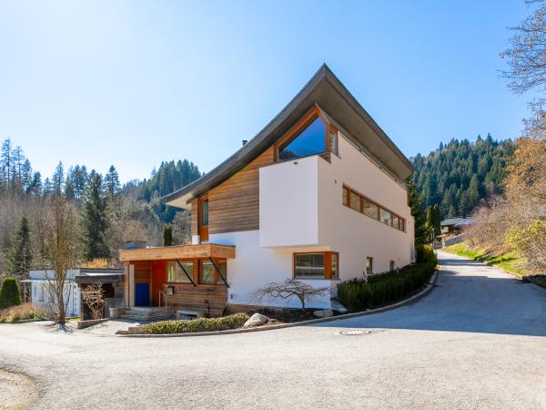 Außenseite Ferienhaus [Sommer]