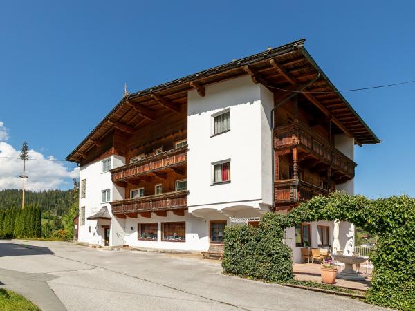 Außenseite Ferienhaus [Sommer]
