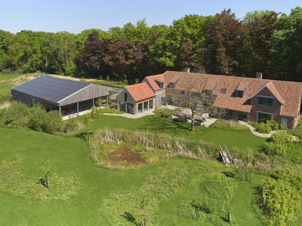 Extérieur maison de vacances [été]