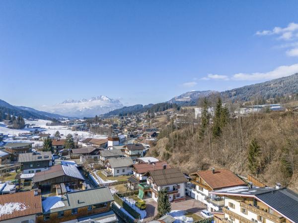 Immediate Surroundings [winter] (<1 km)