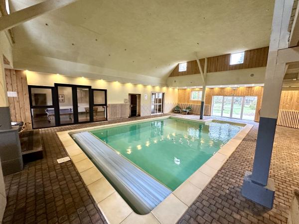 Holiday Home Swimming Pool