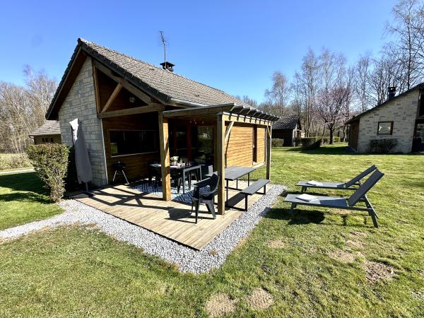 Außenseite Ferienhaus [Sommer]