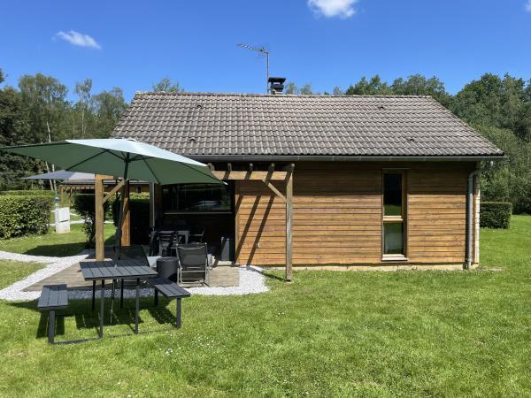 Außenseite Ferienhaus [Sommer]