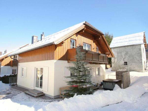 Holiday Home Exterior [winter]