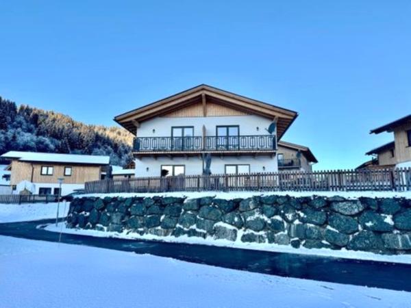 Außenseite Ferienhaus [Winter]