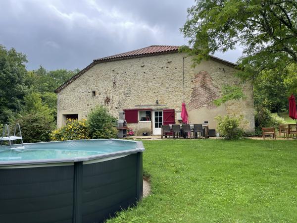Schwimmbad des Ferienhauses