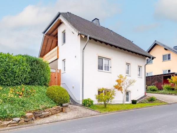 Außenseite Ferienhaus [Sommer]