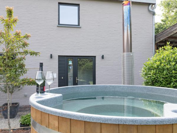Holiday Home Facilities and Services