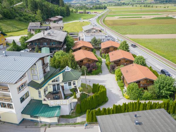Außenseite Ferienhaus [Sommer]