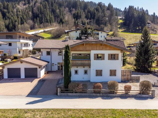 Extérieur maison de vacances [été]