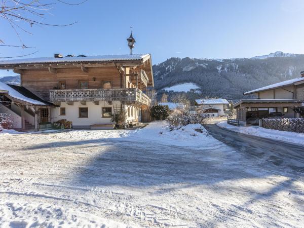 Außenseite Ferienhaus [Winter]