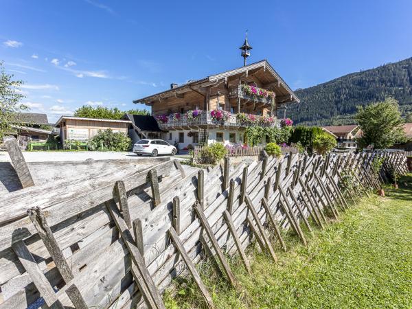 Außenseite Ferienhaus [Sommer]