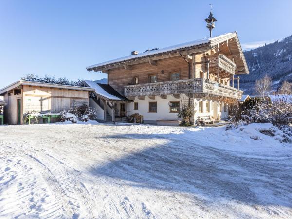 Außenseite Ferienhaus [Winter]