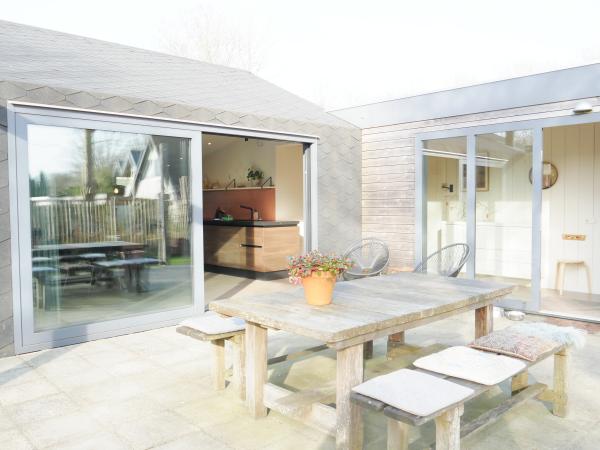 Außenseite Ferienhaus [Winter]