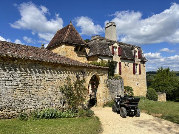 Extérieur maison de vacances [été]