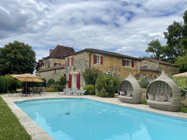 Extérieur maison de vacances [été]