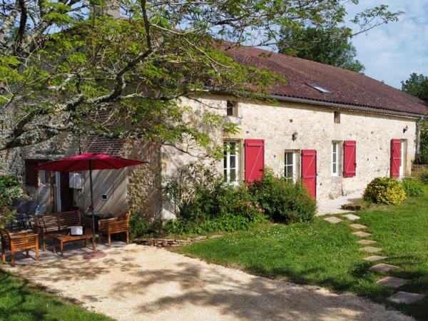 Außenseite Ferienhaus [Sommer]