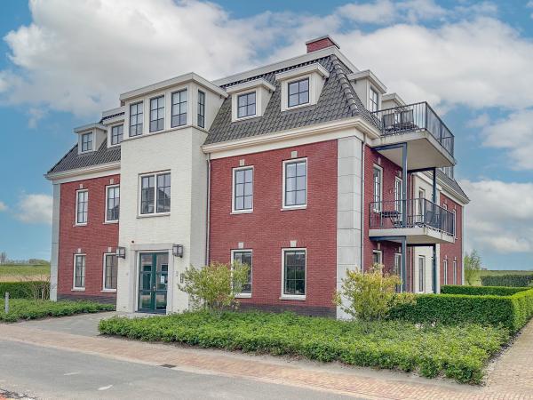 Außenseite Ferienhaus [Sommer]