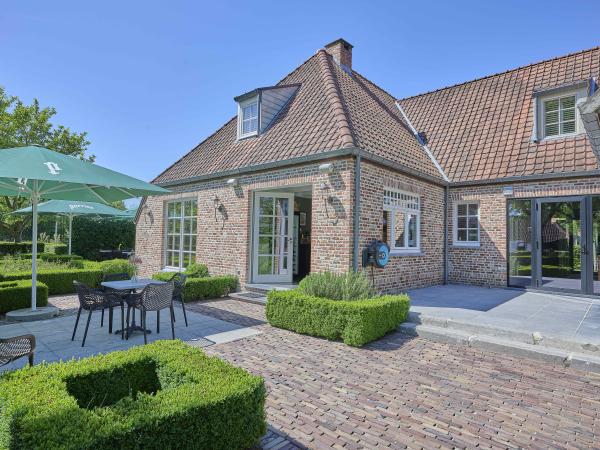 Außenseite Ferienhaus [Sommer]