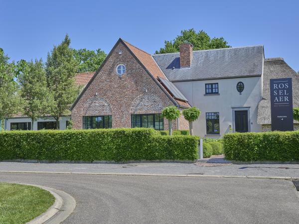 Außenseite Ferienhaus [Sommer]