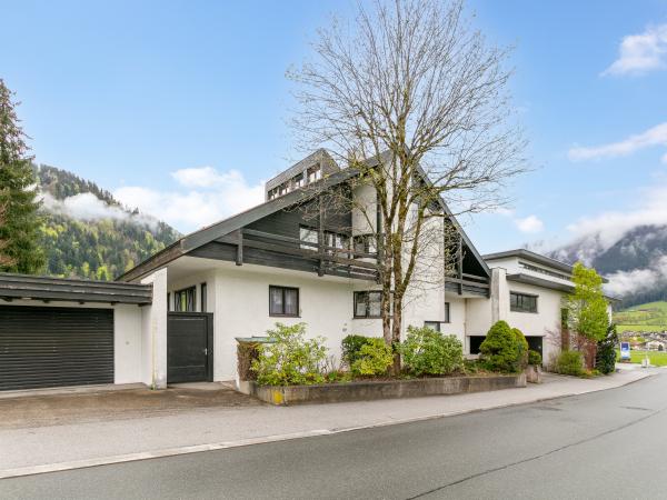 Außenseite Ferienhaus [Sommer]
