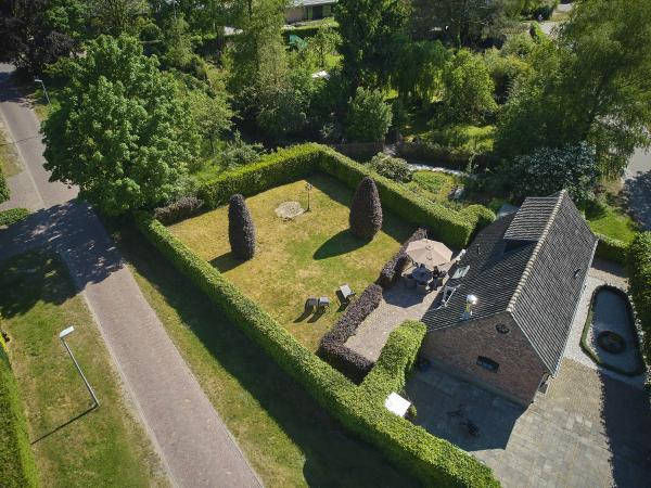 Außenseite Ferienhaus [Sommer]