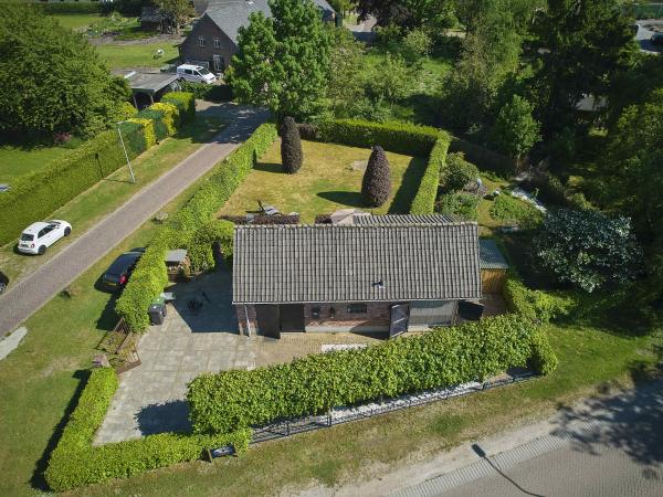 Außenseite Ferienhaus [Sommer]