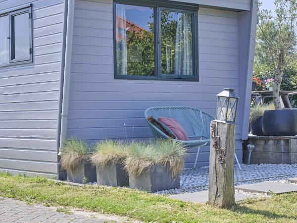 Außenseite Ferienhaus [Sommer]