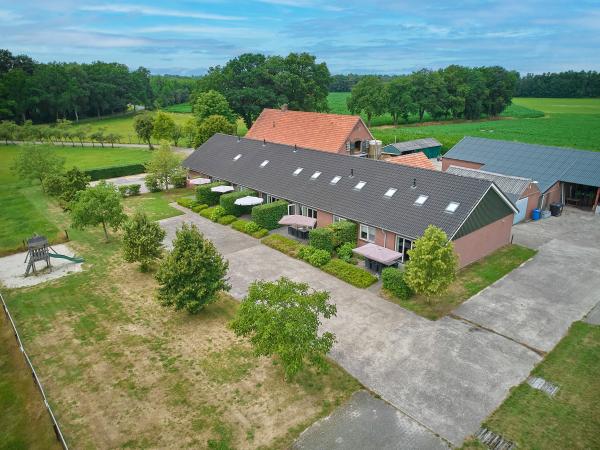 Extérieur maison de vacances [été]