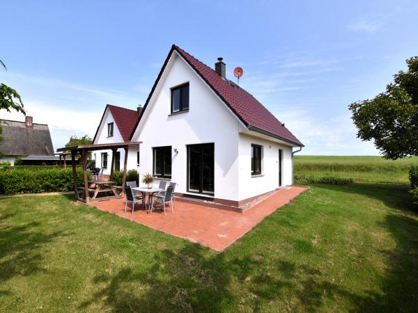 Außenseite Ferienhaus [Sommer]