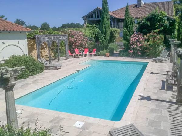 Holiday Home Swimming Pool