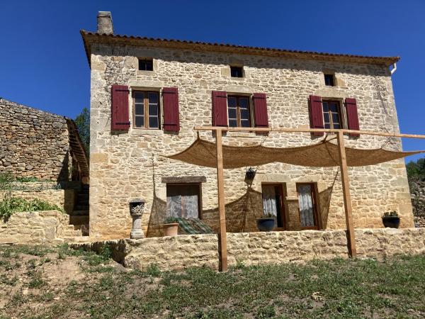 Außenseite Ferienhaus [Sommer]