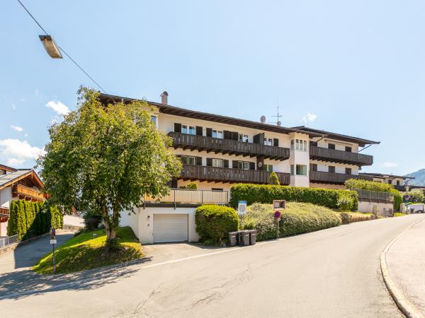 Außenseite Ferienhaus [Sommer]