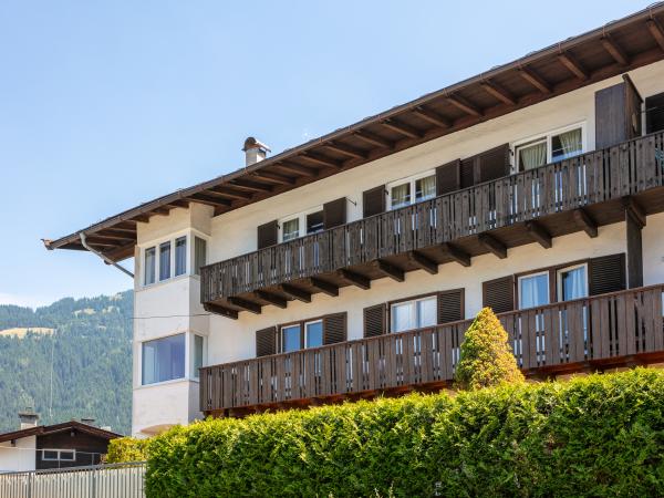 Außenseite Ferienhaus [Sommer]