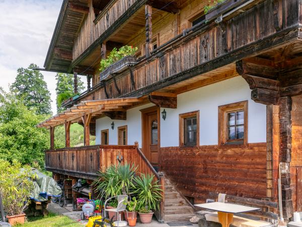 Außenseite Ferienhaus [Sommer]