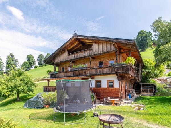 Außenseite Ferienhaus [Sommer]