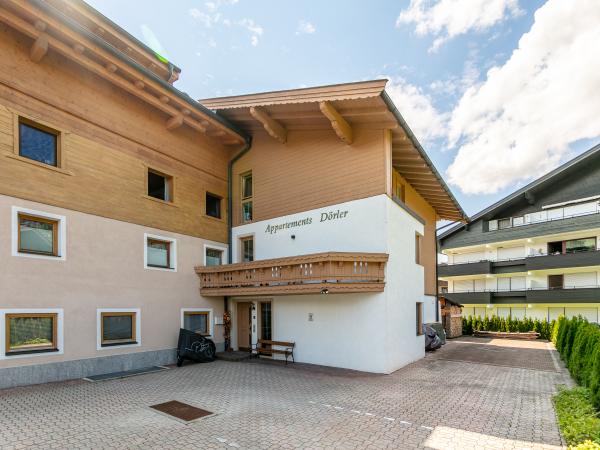 Außenseite Ferienhaus [Sommer]