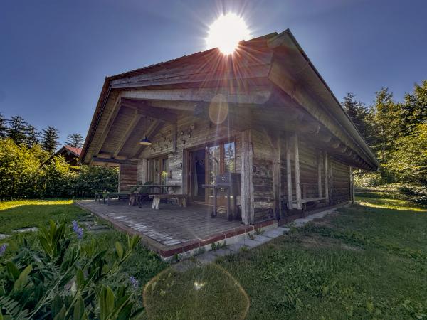 Außenseite Ferienhaus [Sommer]