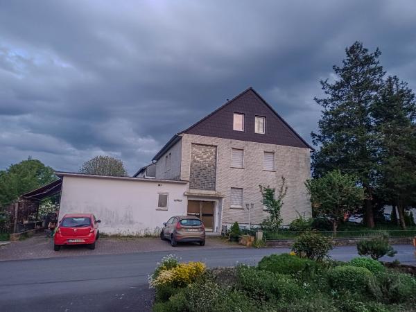 Außenseite Ferienhaus [Sommer]