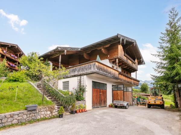 Außenseite Ferienhaus [Sommer]