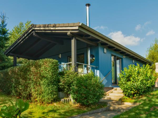 Außenseite Ferienhaus [Sommer]