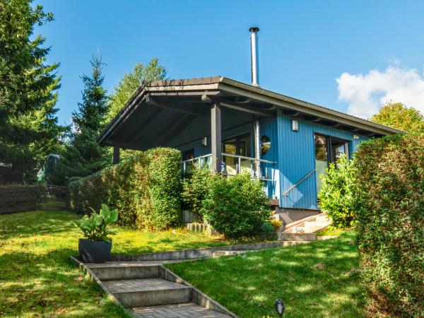 Außenseite Ferienhaus [Sommer]